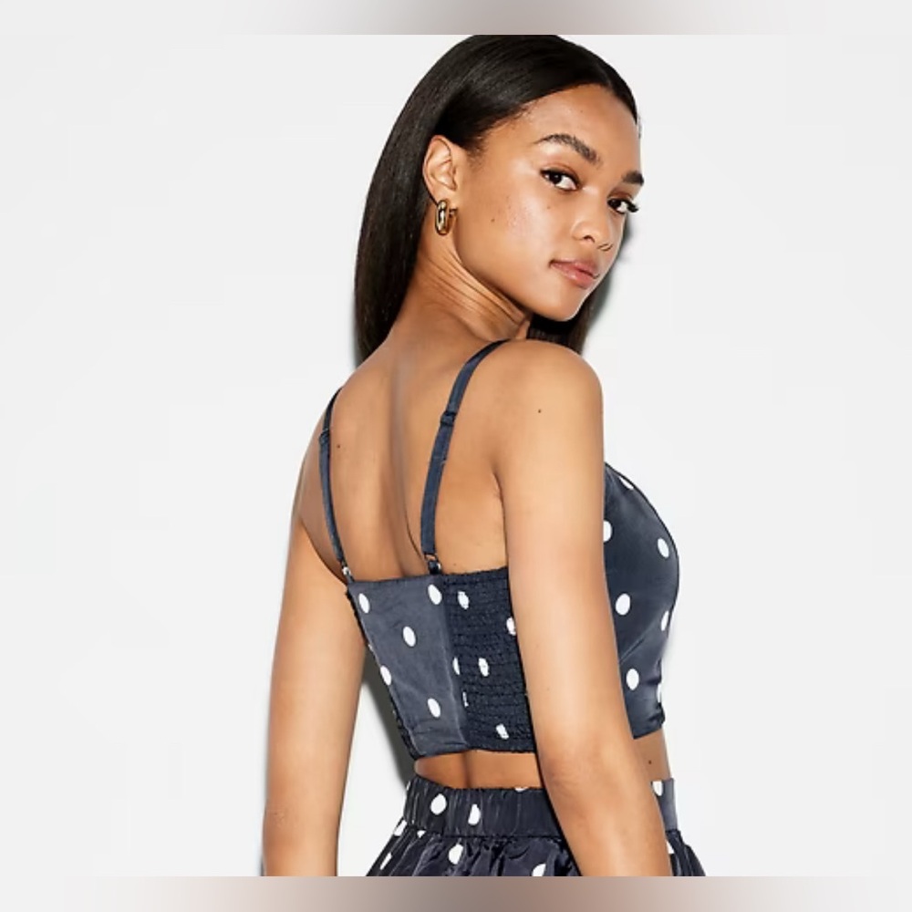 Old Navy Blue and White Polka Dot Top - Picture 4 of 4
